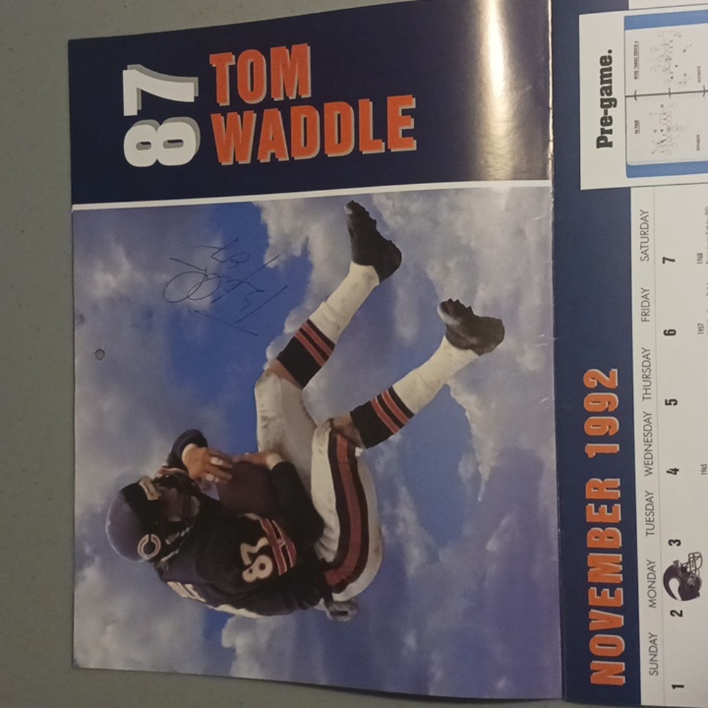 Official 1992 Chicago Bears Calendar w/ Tom Waddle Autograph #eshopchicago - Picture 5 of 16